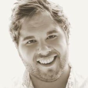 Meet your Posher, Corey